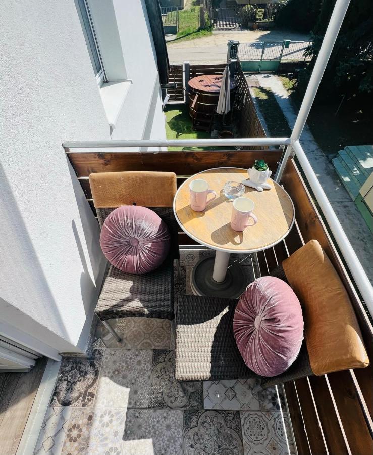 Balcsitthon Apartmanok Siófok Eksteriør billede
